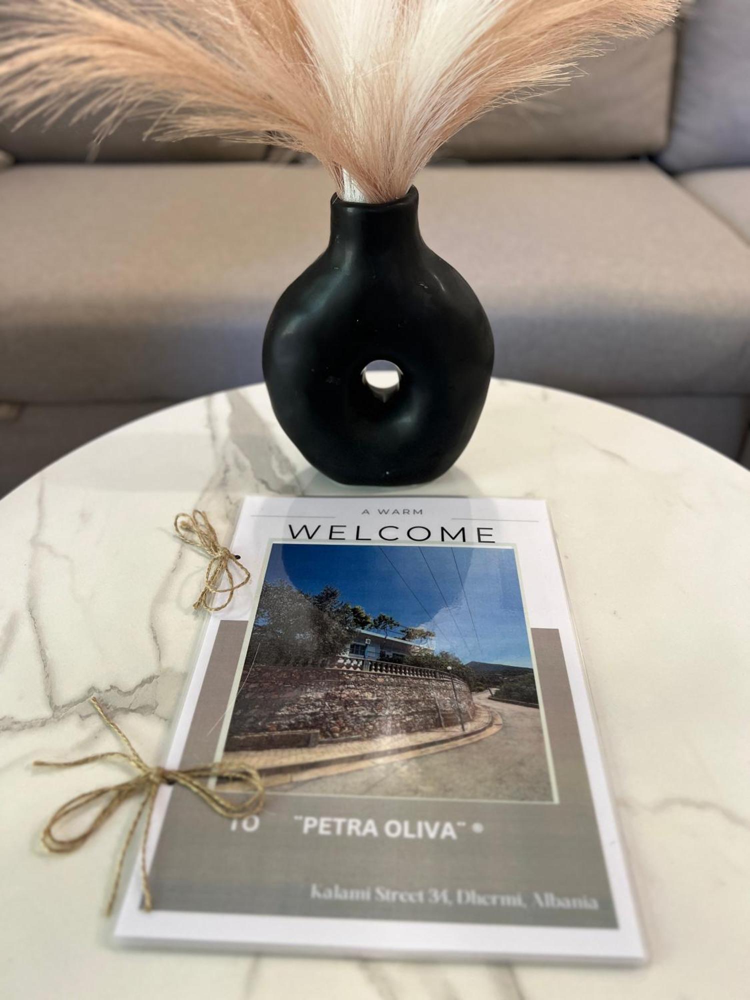 Petra Oliva Apartment Dhermi Exterior photo